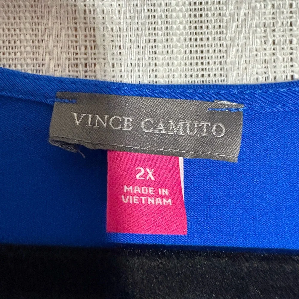 Vince Camuto Blue Sleeveless Top - Picture 2 of 5
